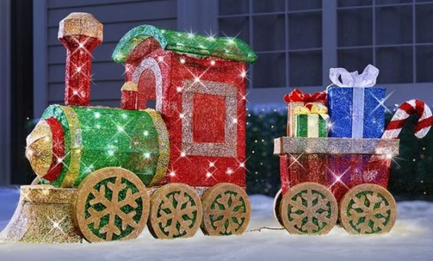 Christmas Train Outdoor Decoration Ideas